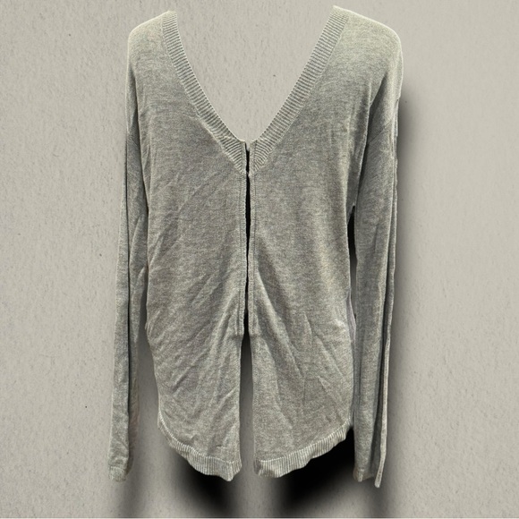 GUESS SWEATER - Picture 3 of 4